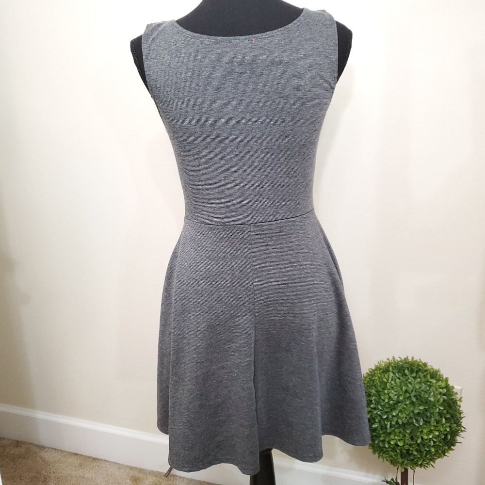 Vibe Sportswear Grey A-line Dress - Picture 3 of 6